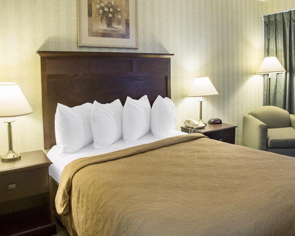 Quality Inn Fredericksburg Near Historic Downtown מראה חיצוני תמונה