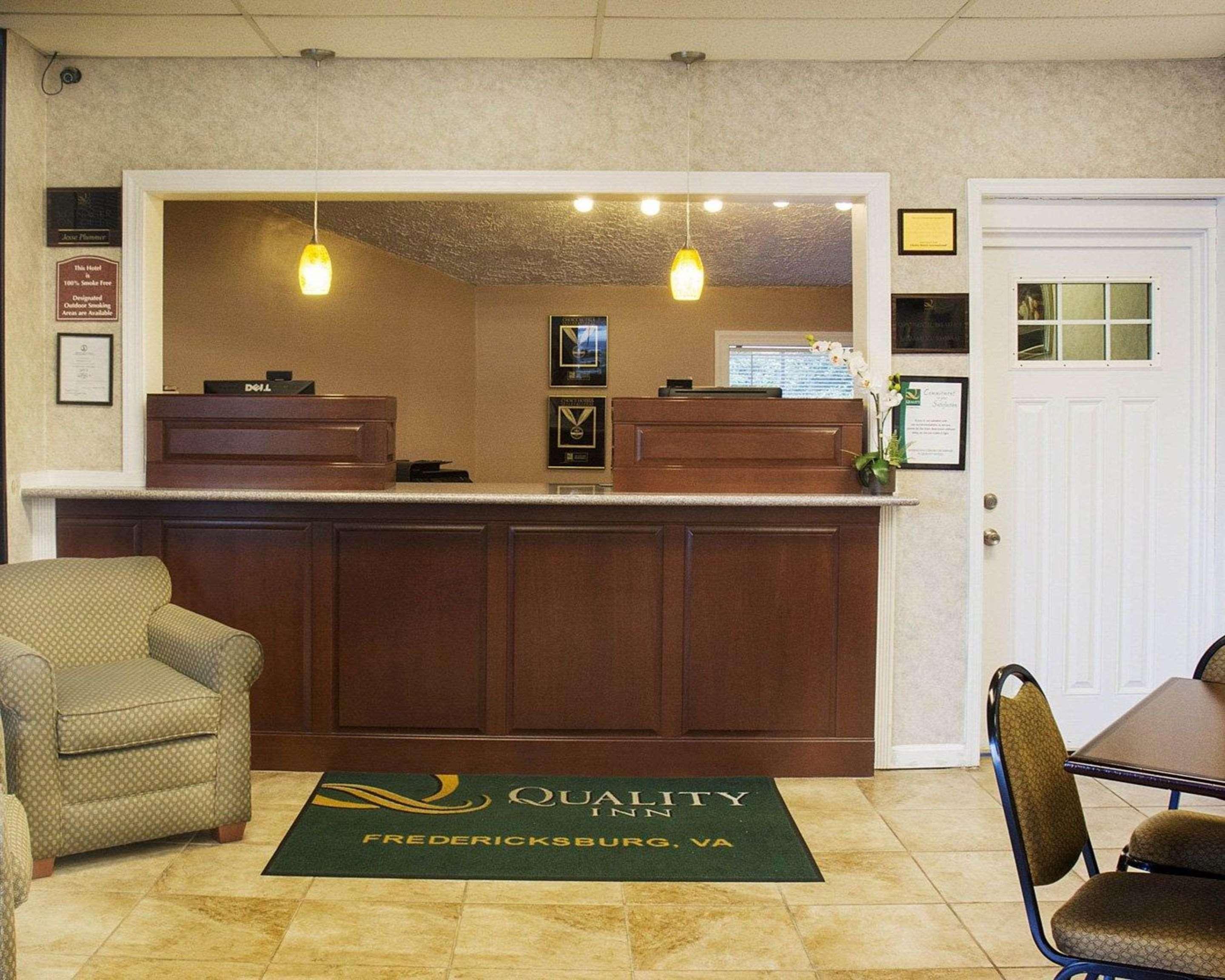 Quality Inn Fredericksburg Near Historic Downtown מראה חיצוני תמונה