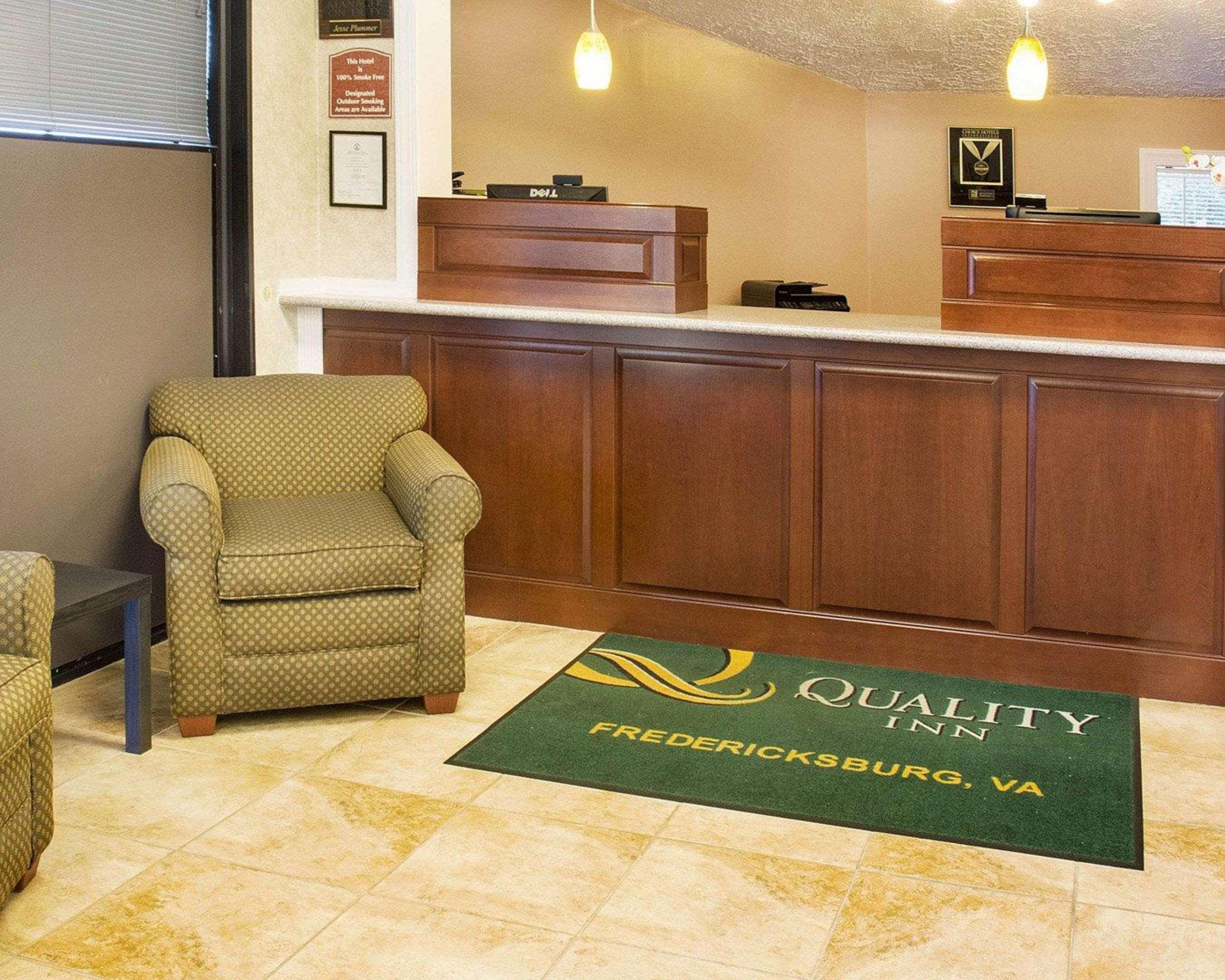 Quality Inn Fredericksburg Near Historic Downtown מראה חיצוני תמונה