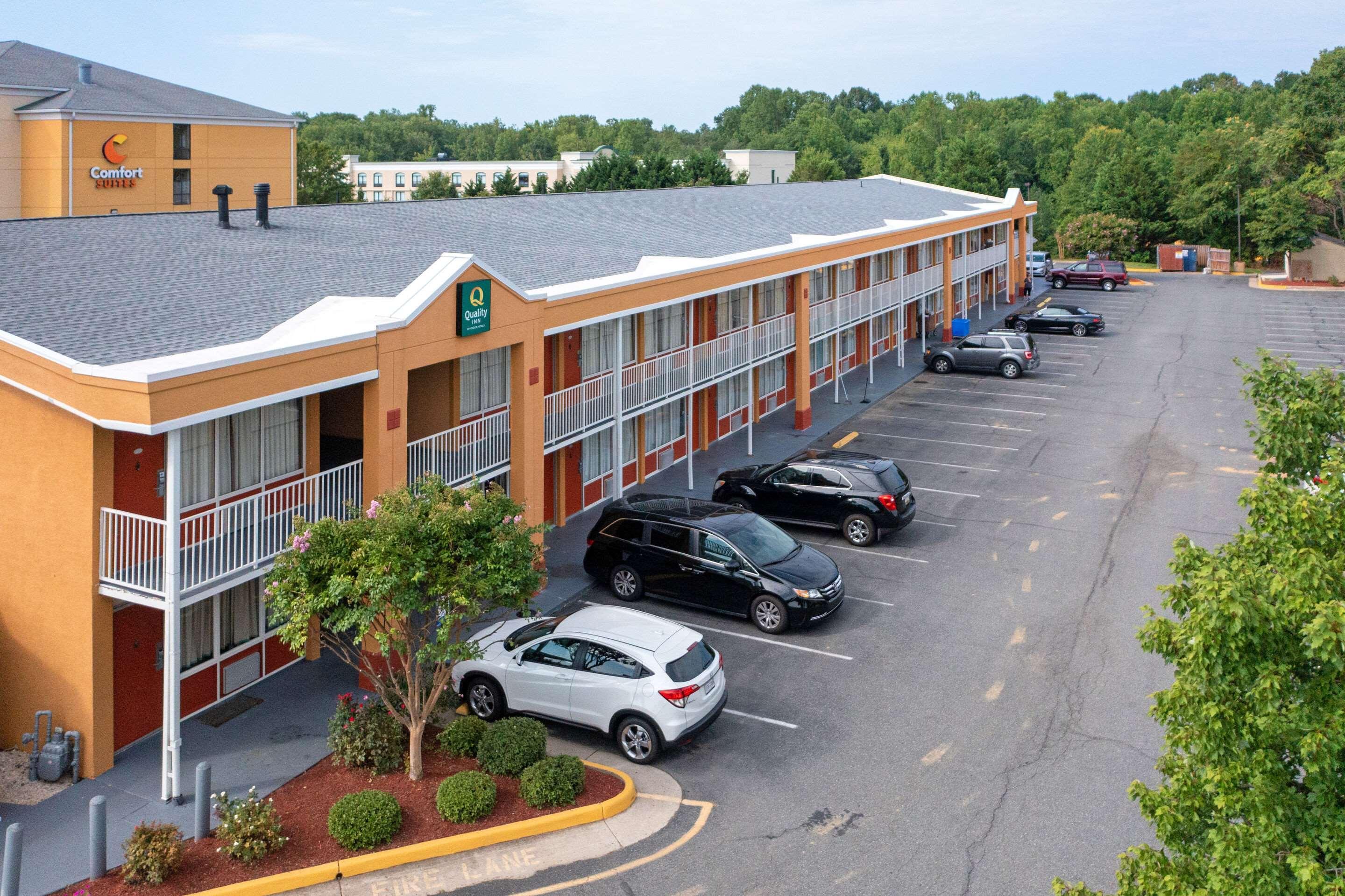 Quality Inn Fredericksburg Near Historic Downtown מראה חיצוני תמונה