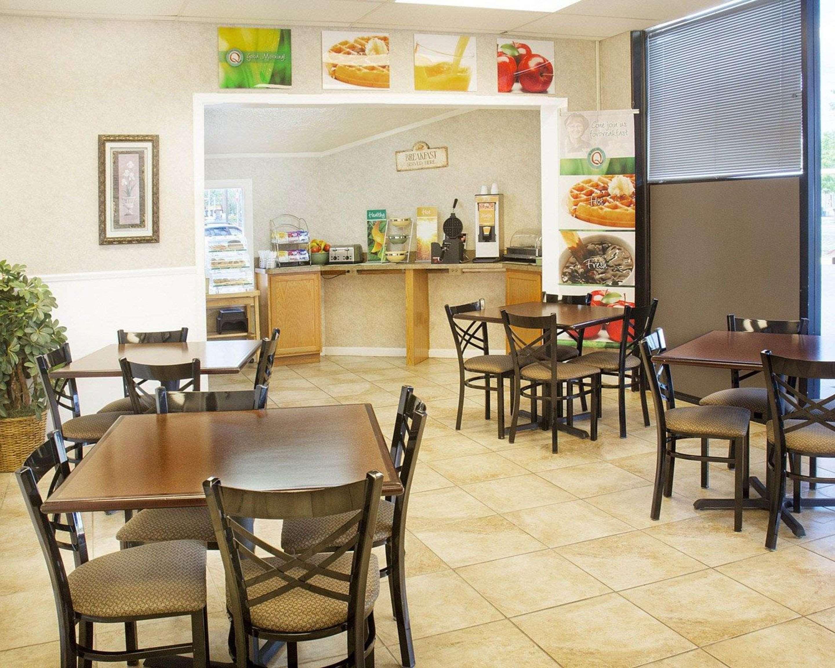 Quality Inn Fredericksburg Near Historic Downtown מראה חיצוני תמונה